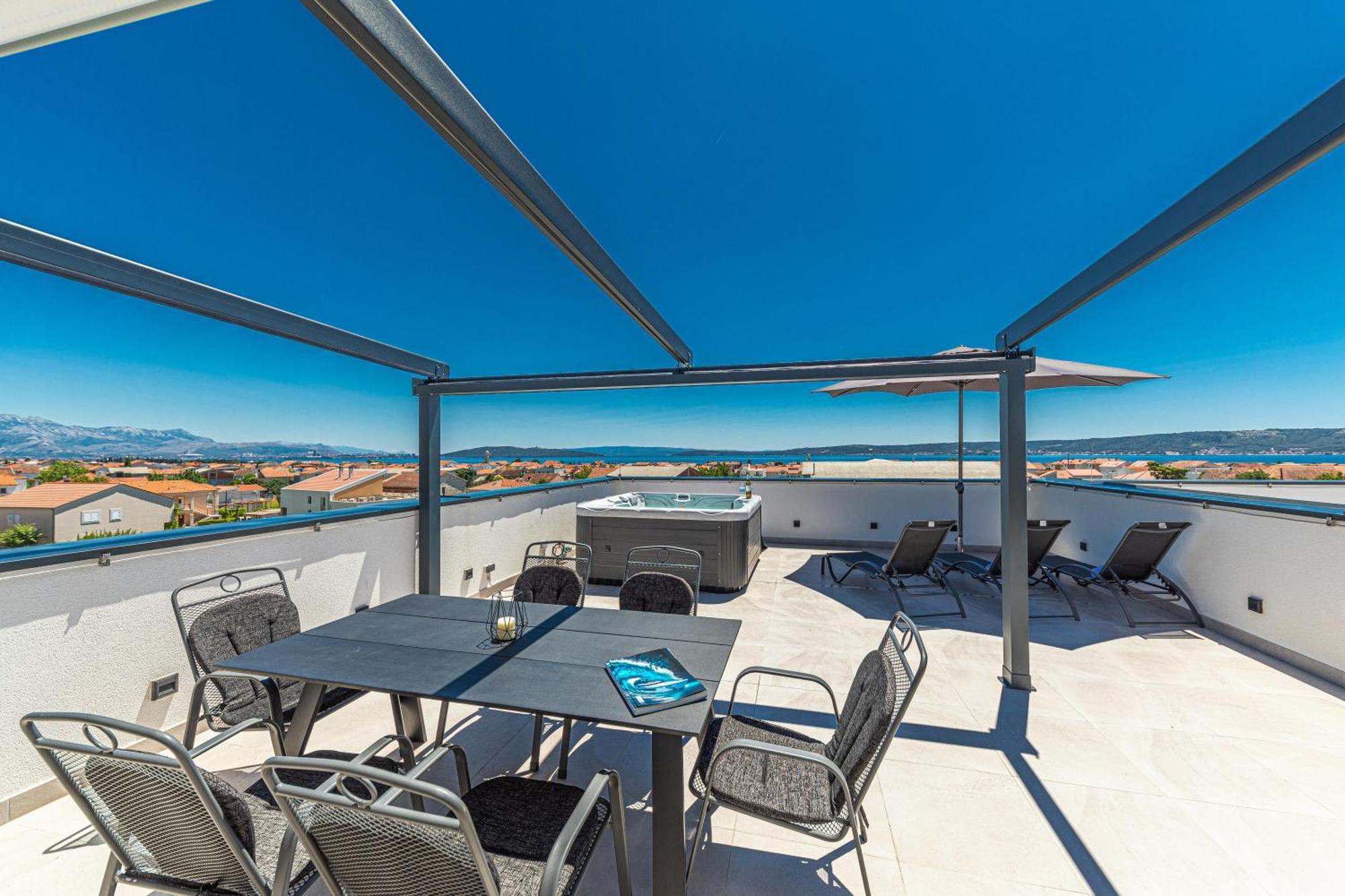Kaštela Rooftop New Castel 2023 מראה חיצוני תמונה